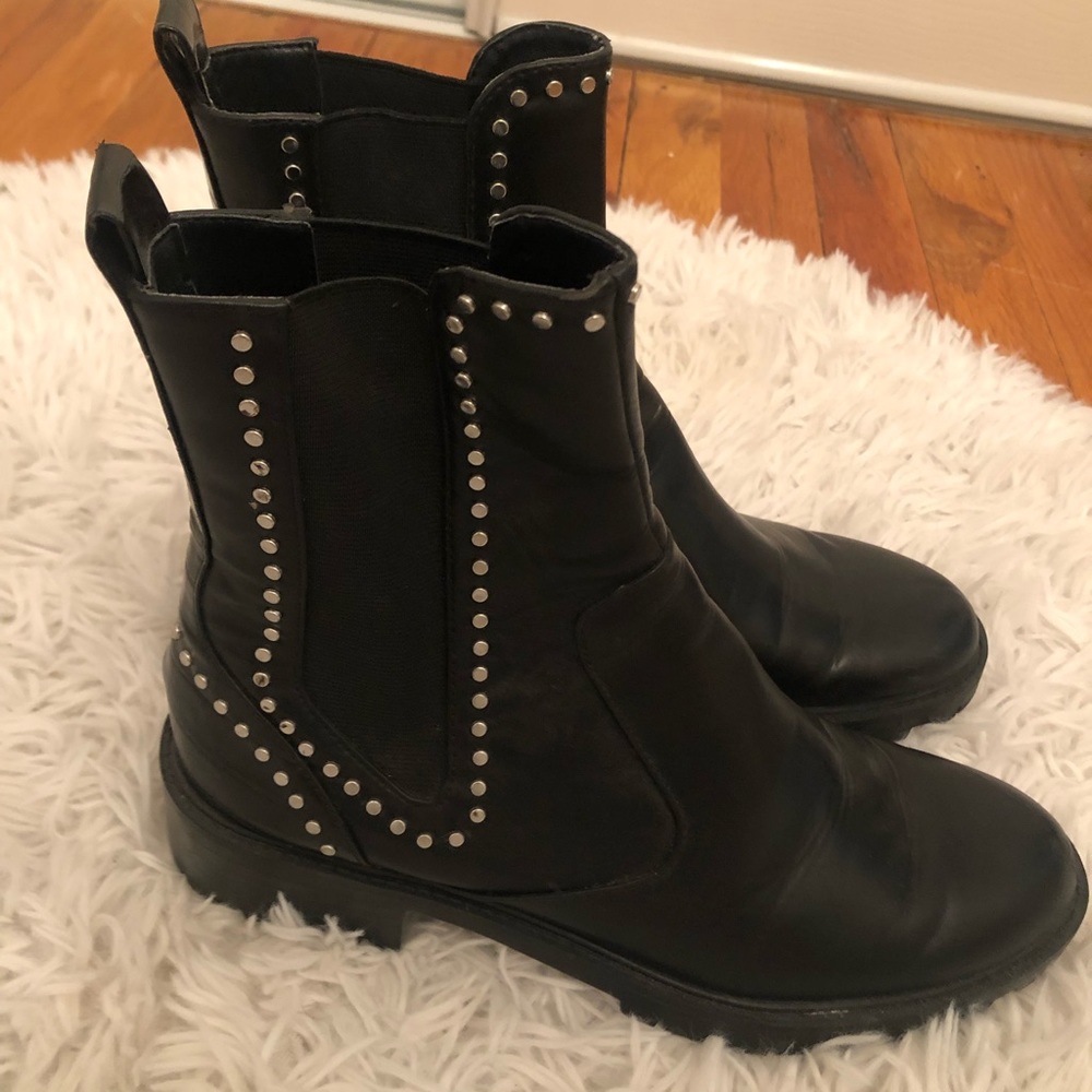 Zara black Chelsea boots with studs!